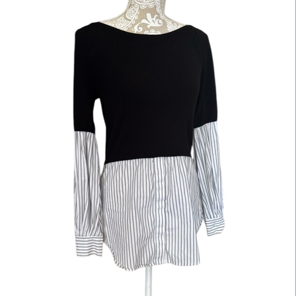 💥3/$12 SALE💥 WHBM layered sweater